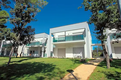 Crvena Luka Resort in Biograd na Moru — foto 12