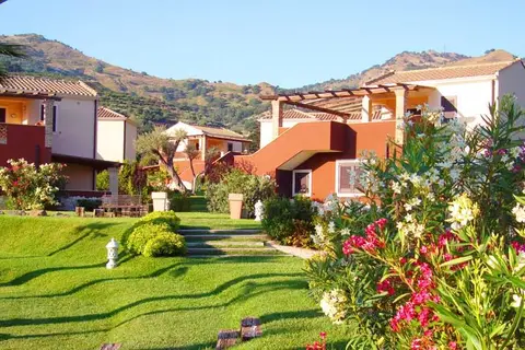 Alcantara Resort in Gaggi — foto 2