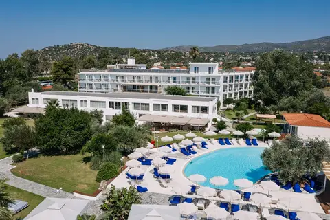 Brown Beach Evia Island in Αμάρυνθος — foto 3