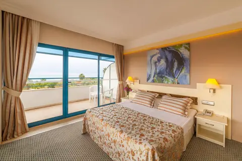 Sunrise Resort Hotel in Doğanyurt — foto 4