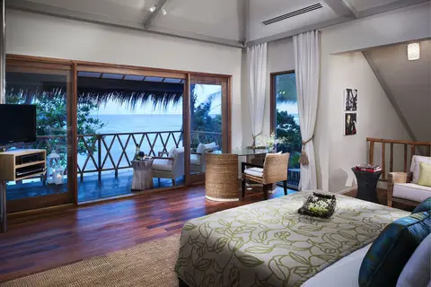 Taj Coral Reef Resort & Spa, Maldives in Nooraanee Shop 2 — foto 10