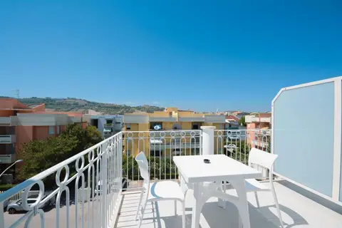 Residence & Hotel Alba Palace in Alba Adriatica, foto 4