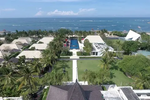 The Royal Santrian Luxury Beach Villas in Kuta Selatan