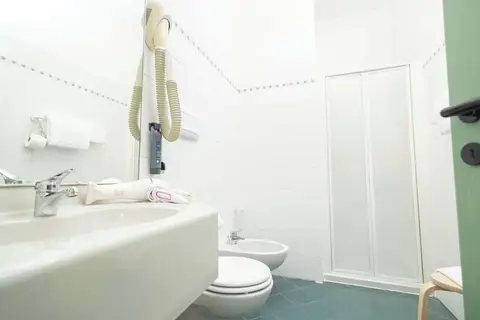 Hotel Berta in Desenzano del Garda — foto 27