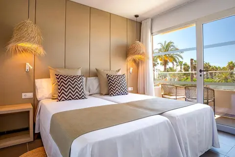 Migjorn Ibiza Suites & Spa in Sant Josep de sa Talaia — foto 4
