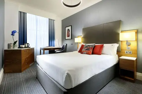 The Cumberland in Londen — foto 10