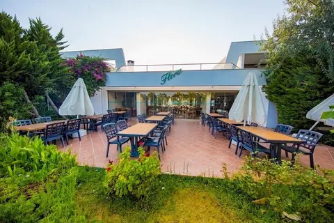 Flora Hotel in Bodrum — foto 5