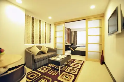 Savoy Suites in Dubai — foto 13