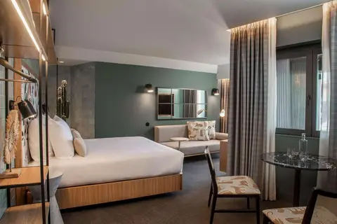 Se Catedral Hotel Porto, Tapestry Collection by Hilton in Porto — foto 3