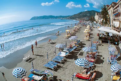 Vakantiepark Villaggio Colombo in Andora — foto 6