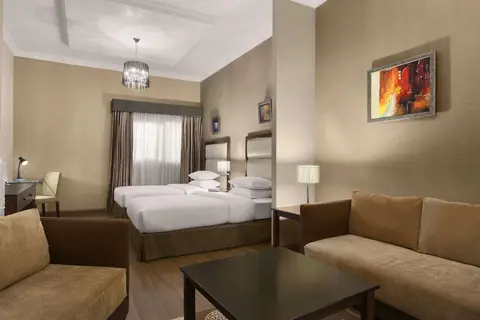 Ramada Hotel & Suites by Wyndham Ajman in إمارة عجمان — foto 17