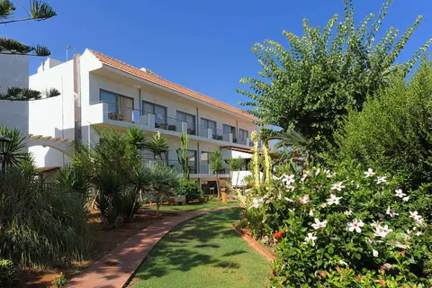 Anissa Oasis Beach in Anissaras Hersonisou, foto 3