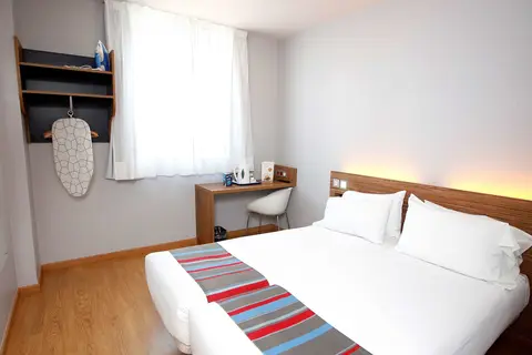 Travelodge Valencia Aeropuerto in Manises — foto 17