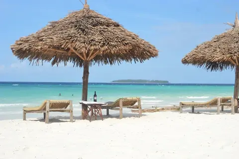 Sunshine Marine Lodge in Matemwe Beach Village — foto 16