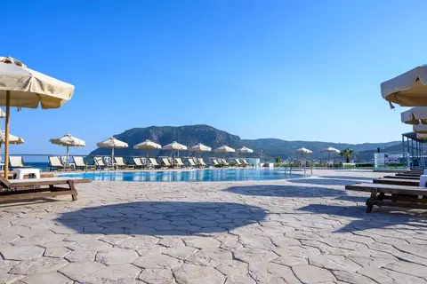 Royal Bay in Κέφαλος — foto 2