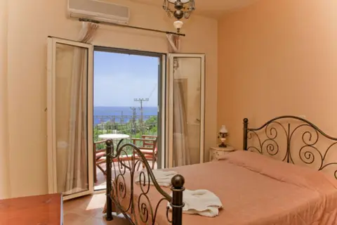 Liocharis Apartments in Σιμωτάτα — foto 2