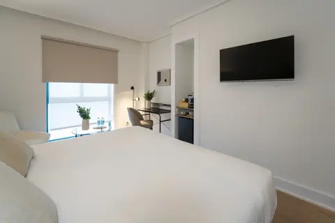 Hotel La Vega in Arroyo De La Encomienda — foto 3