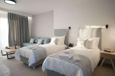 Hotel Defkalion in Πέτρα — foto 3