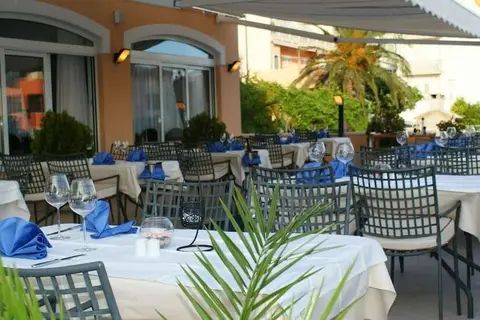 Hotel Rosina in Makarska — foto 24