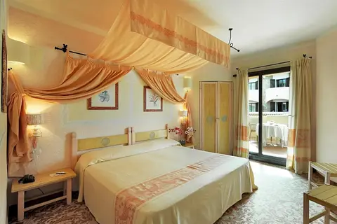 Grand Hotel Smeraldo Beach in Baja Sardinia — foto 10