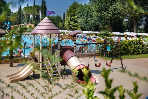 Hu Altomincio Village in Ponti sul Mincio — foto 8