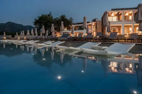 Acharavi Garden in Αχαράβη — foto 4