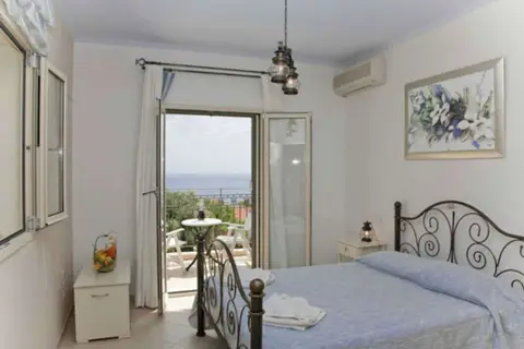 Liocharis Apartments in Σιμωτάτα — foto 4