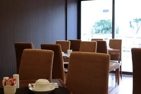 Legendary Lisboa Suites in Almada — foto 11
