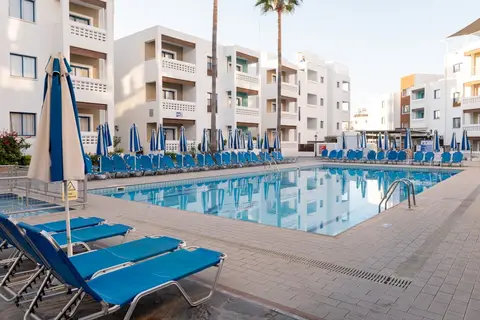 Kefalos Damon Hotel Apartments in Paphos — foto 16