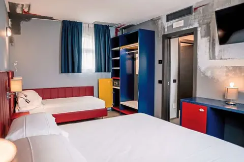 K Modern Hotel in Peschiera del Garda — foto 3