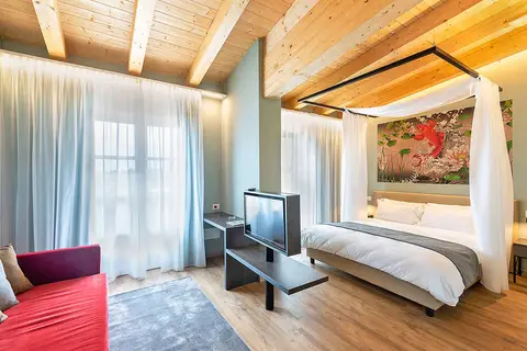 Hotel Regina Del Garda Suite in Toscolano Maderno — foto 3