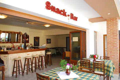 Apollo City Hotel in Δημοτική Ενότητα Μαλίων — foto 28