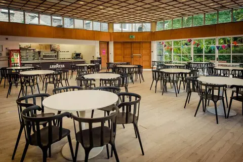 DCU Rooms All Hallows in CHURCH AVENUE (NC) — foto 8