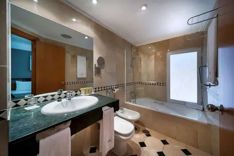 Eurostars Mediterranea Plaza in Alicante — foto 29