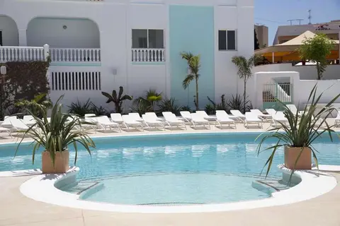 Endlss Beach & Disco Hotel Ibiza in Cala de Bou — foto 2
