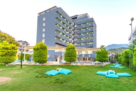Green Gold Hotel in Kuşadası — foto 17