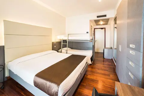 Waldorf Palace Hotel in Cattolica — foto 2