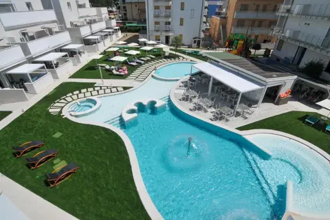 B&B HOTEL Diano Marina Palace in Diano Marina — foto 4