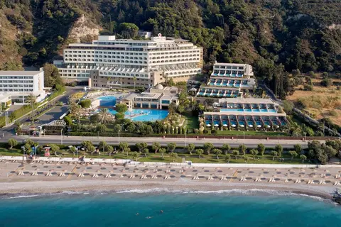 Amus Hotel & Spa in Ιξιά