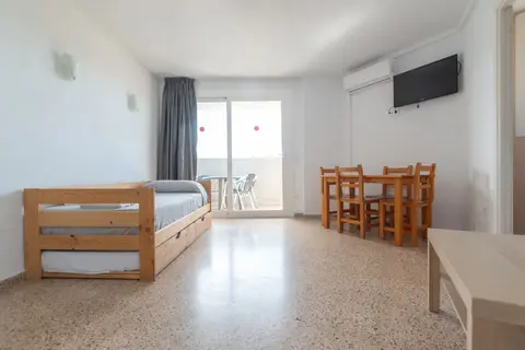 Magaluf Playa Apartments in Magaluf — foto 18