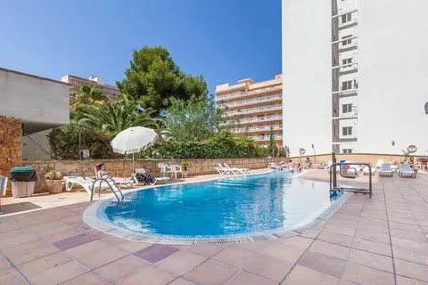 BLUESEA Arenal Tower in Llucmajor