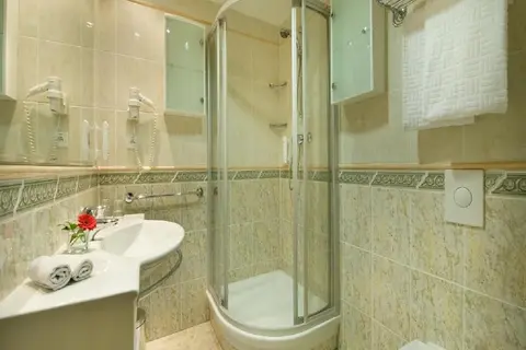 Ramada by Wyndham Prague City Centre in Praag, foto 15