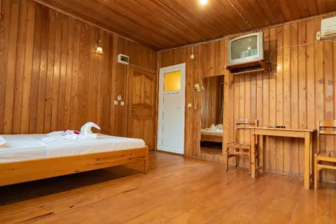 Türkmen Tree Houses in Kumluca
