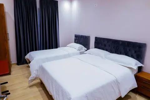 SR99 Hotel in Tirana, foto 8