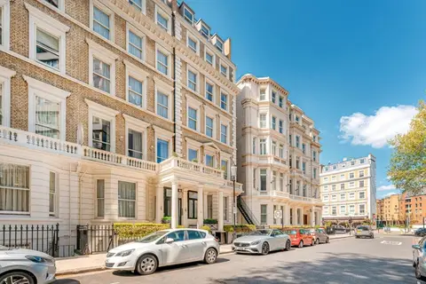 Ashburn Court Apartments in Londen — foto 14