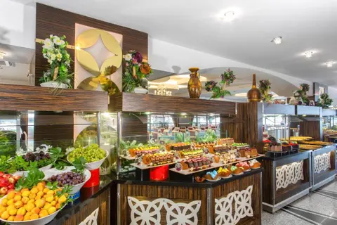 Beach Club Doganay in Alaşehir — foto 29