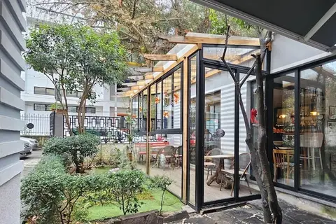 Hotel Antigone in Tirana — foto 30