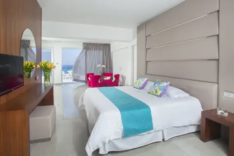 King Evelthon Beach Hotel and Resort in Paphos — foto 28
