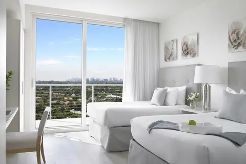 Grand Beach Hotel Bay Harbor in Bay Harbor Islands — foto 5
