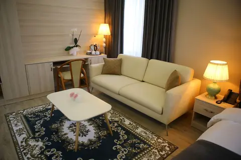 Hotel Colombo in Berat — foto 27